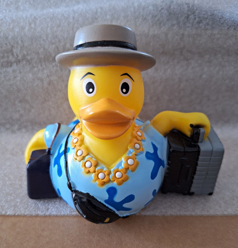 Badeente gummiente mit hut - badeente/gummiente,